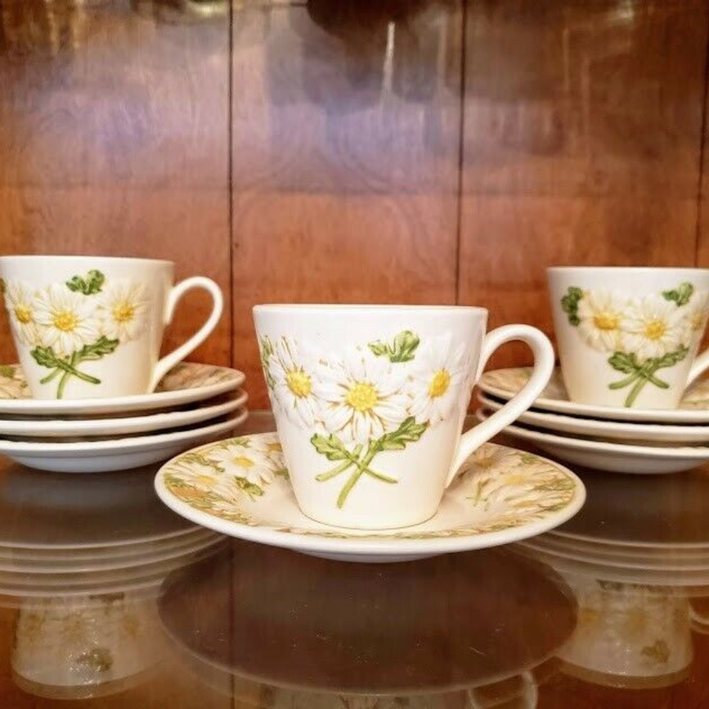 Poppytrail by Metlox  Antique Tea Cup Set 10 pc